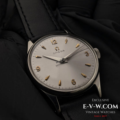 77 Years Old Vintage Omega Classic Ref. 2391-11 / Cal. 283 (30T2 family) / Vintage 1947