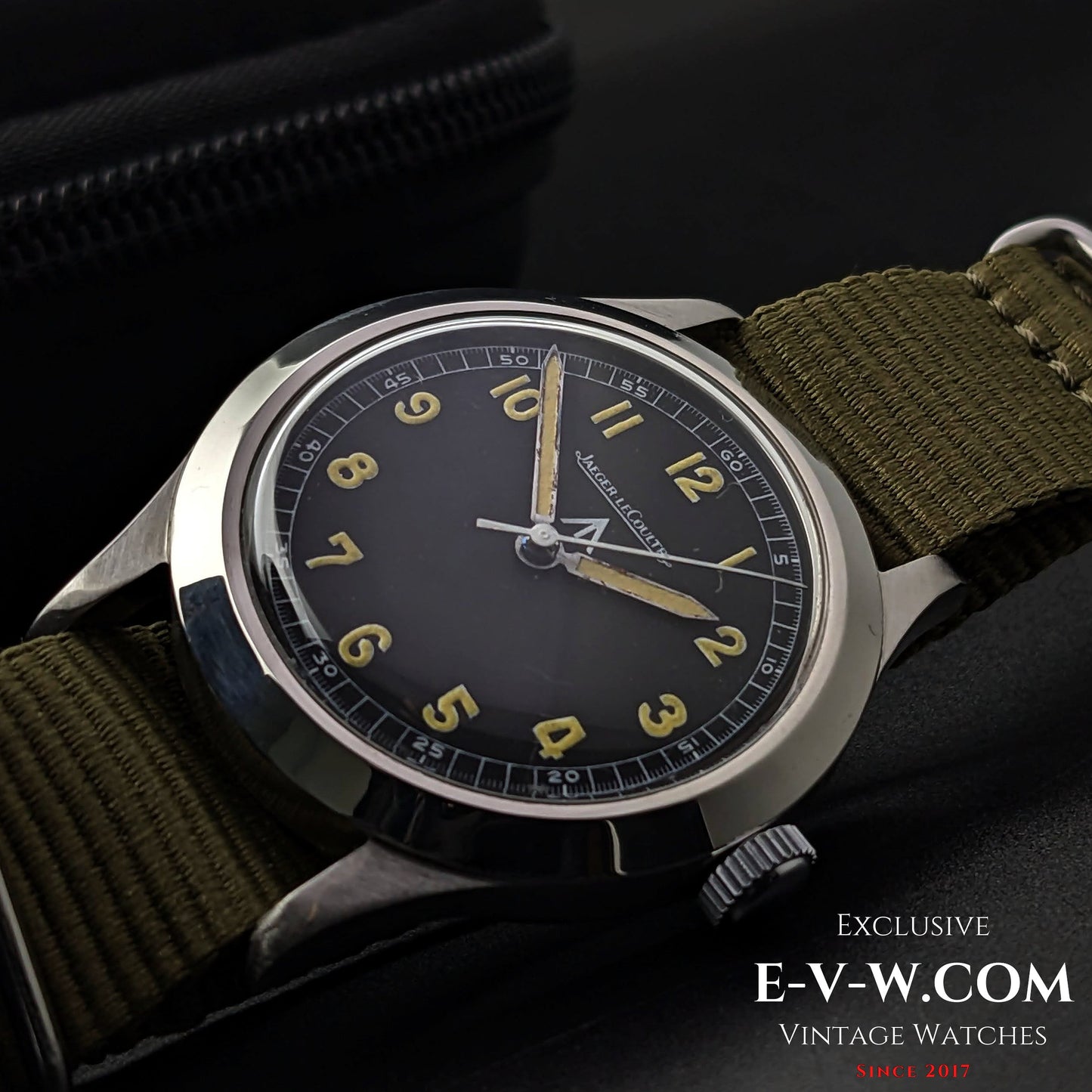 Very Rare Jaeger LeCoultre Military A.D.R.I (Army of the Republic of Indonesia) Dirty Dozen W.W.W / Cal 885 / Vintage 1940's