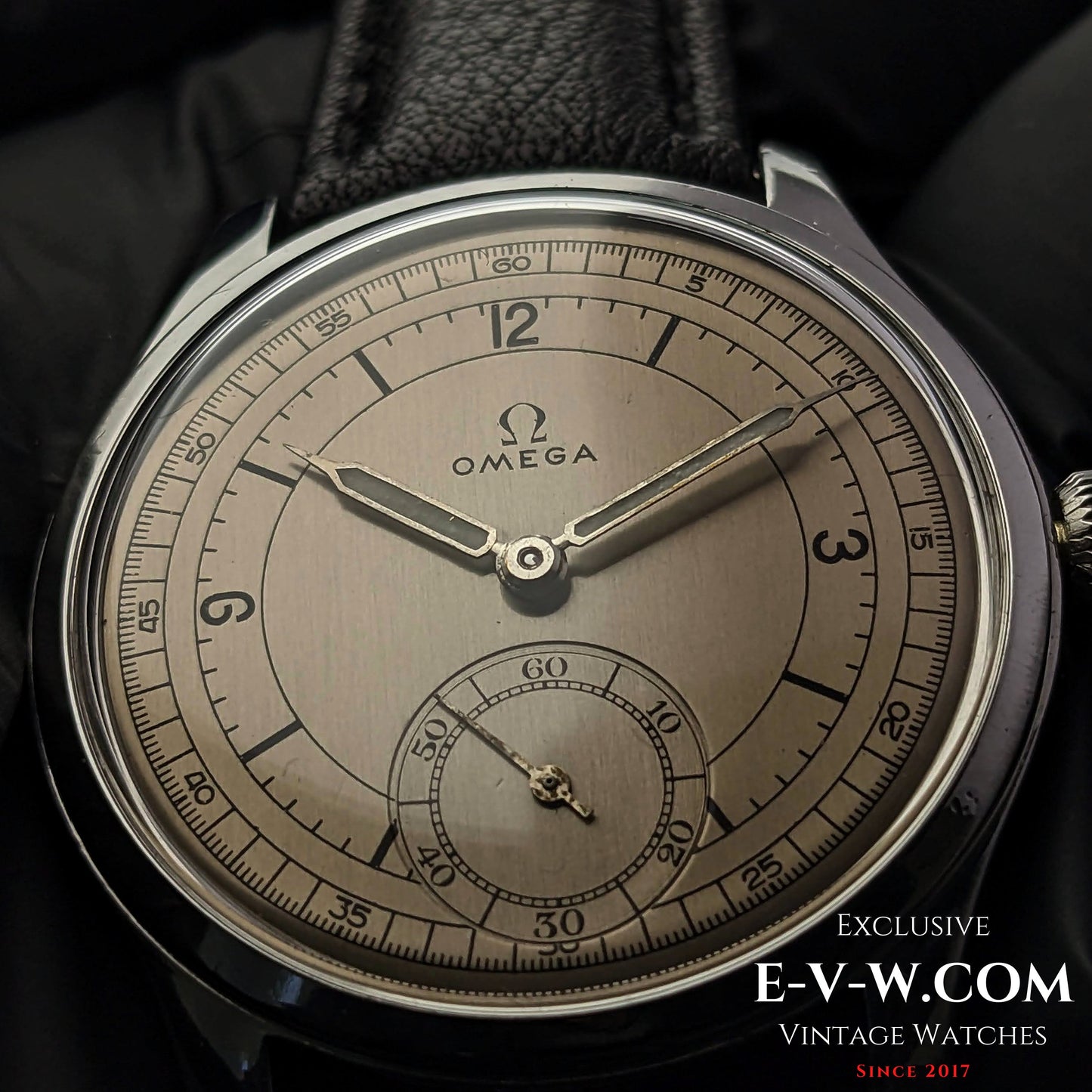 Omega 30T2 PC Sector Dial Calatrava /  Ref 2400 / WWII Vintage 1944