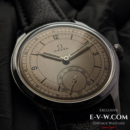 Omega 30T2 PC Sector Dial /  Ref 2400  / Vintage 1944