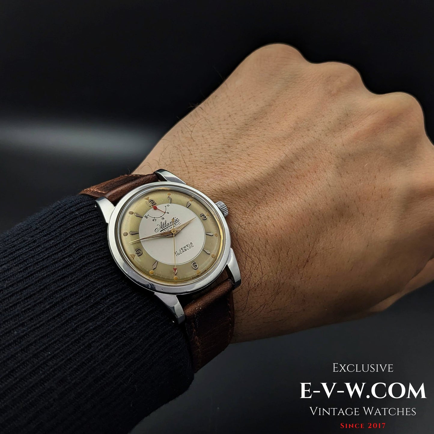 Very Rare Vitnage 1970 Atlantic Automatic / Power Reserve / Two tone Bull's Eye Dial Cal.AS 1382N