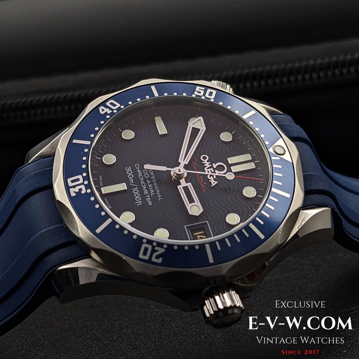 Omega Seamaster Diver 300 M PROFESSIONAL CO‑AXIAL CHRONOMETER 300 M / Rare "NOT FOR SALE" case inscription