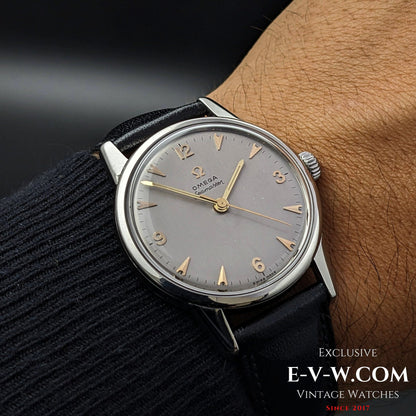 Omega Seamaster, gebürstetes silbernes Zifferblatt / Kaliber 285 (30T2-Familie) / Vintage 1963