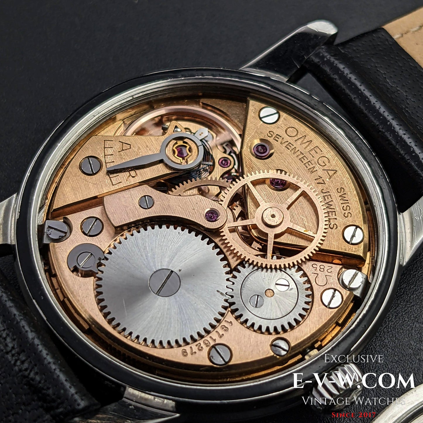 Omega Seamaster Brushed silver dial / cal 285 (30T2 family) / Vintage 1963 / Ref 14390-61