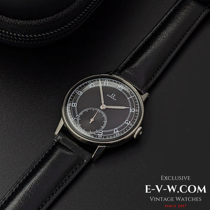 80 years old Omega 30T2 PC / Sector Dial /  Ref 2318/8 / WWII Vintage 1943