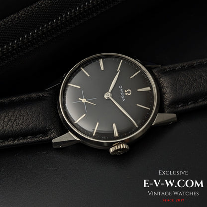 78 Years Old Vintage Omega Classic / Ref. 2495 / Cal. 30T2PC / Vintage 1947