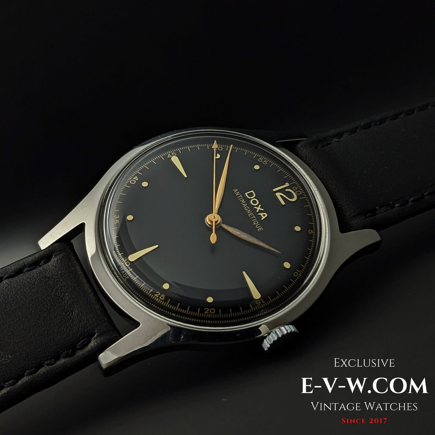 Early 1950s — DOXA — Antimagnetique 38mm Jumbo  — Cal. 1080 — Vintage 1950s — Serviced