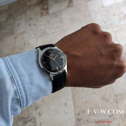 Early 1950s — DOXA — Antimagnetique 38mm Jumbo  — Cal. 1080 — Vintage 1950s — Serviced