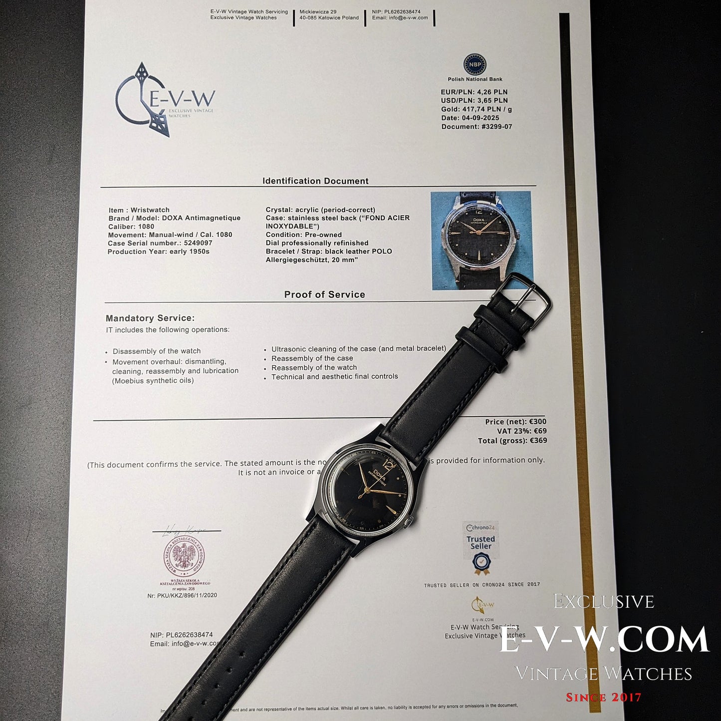 Early 1950s — DOXA — Antimagnetique 38mm Jumbo  — Cal. 1080 — Vintage 1950s — Serviced