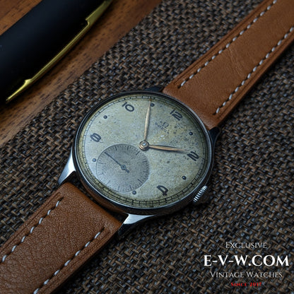 81 years old Omega — Wartime WWII Civil  — Ref. 2317/14 — Cal. 30T2 PC — Vintage 1944 — Serviced