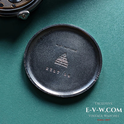 81 years old Omega — Wartime WWII Civil  — Ref. 2317/14 — Cal. 30T2 PC — Vintage 1944 — Serviced