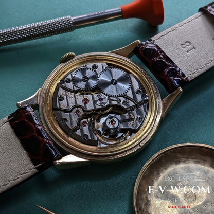 68 years old — IWC Schaffhausen — Elegant 9ct gold dress watch — Cal. 89 — Vinatge 1957-Serviced — Serviced