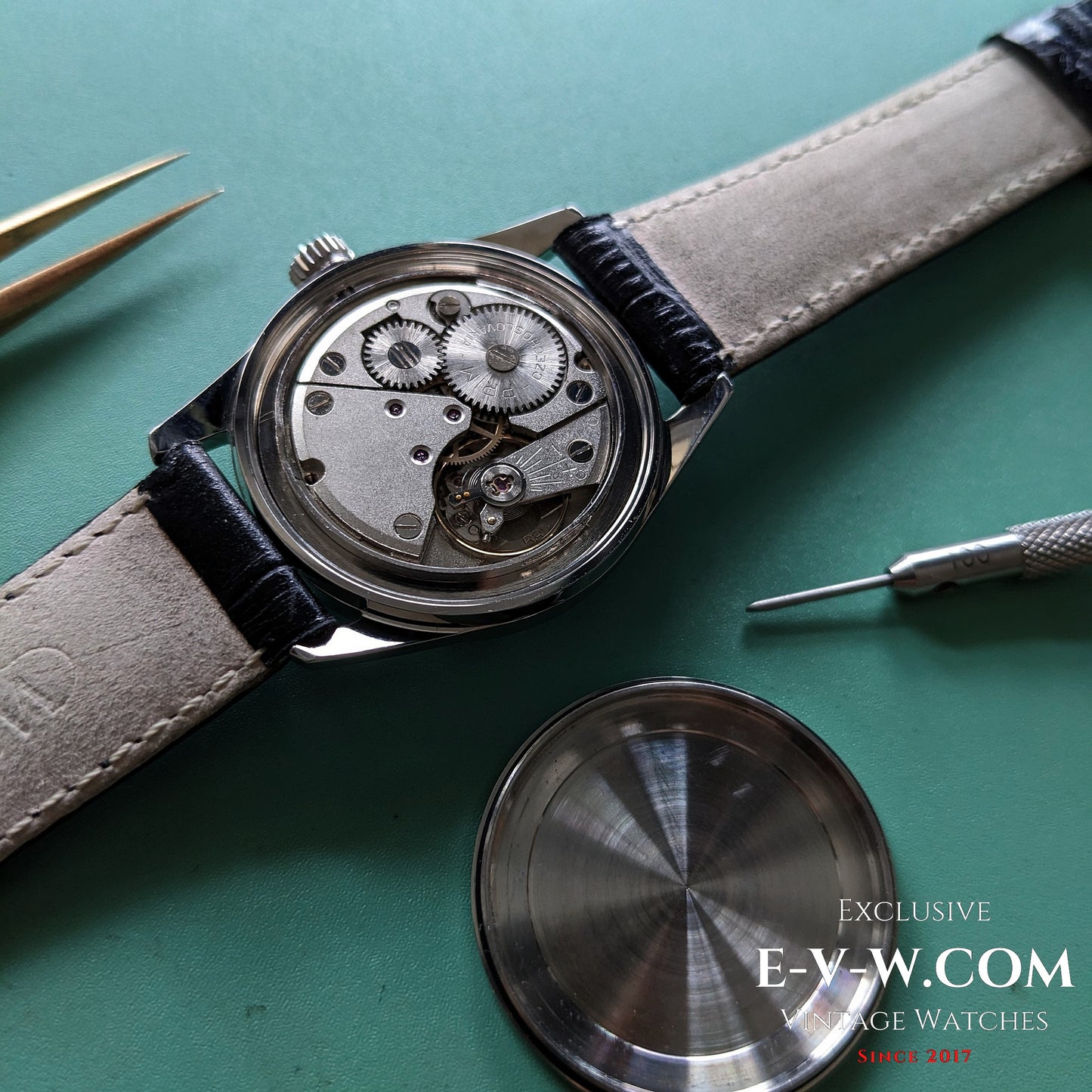 Early 1970s — PRIM — Diplomat — Cal. 684 — Vintage 1970