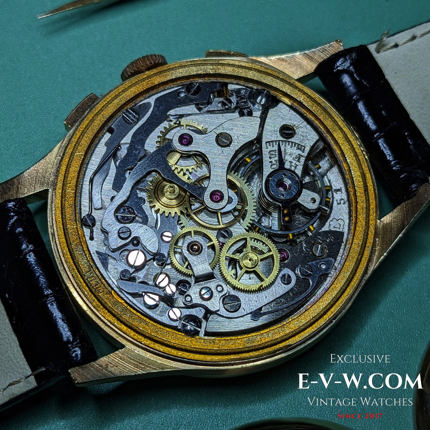 18ct Gold Chronographe Suisse | Jumbo 38mm |  Cal. Landeron 51 | Vintage 1950 | Serviced