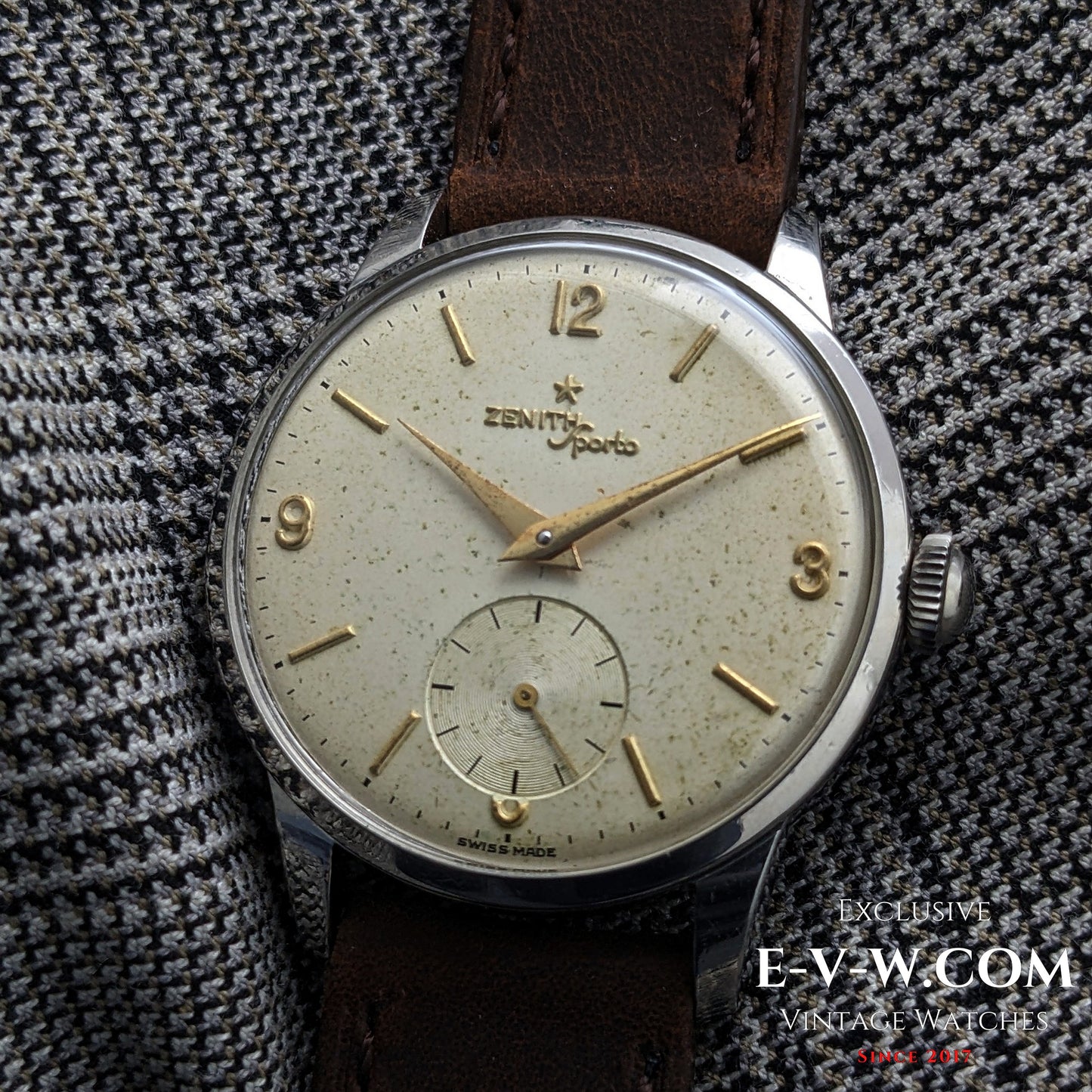 RARE 1950s Zenith Sporto | Cal. 40 | Rare Patented Transparent Dust Cover| Serviced