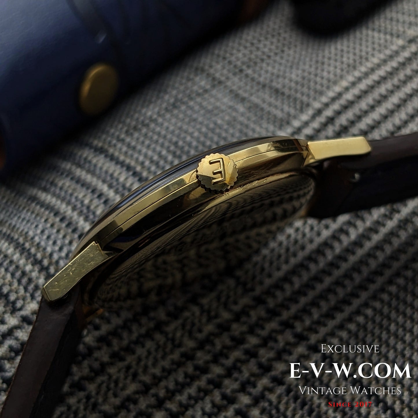 1960s Eberhard & Co 18k Gold Dress Watch | Rare Roulette Date Indicator | Cal. 236-129 |