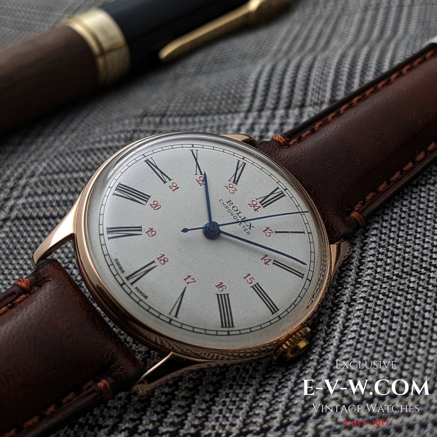 An exceptionally rare early Rolex Chronometer from the pre-Oyster era / Cal 530 /  Ref. 4139 – 14K Gold (c. 1943–1946)