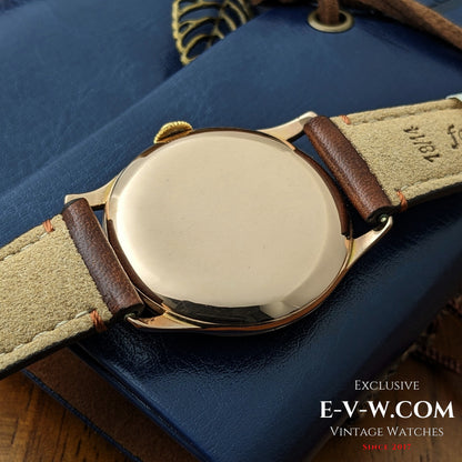 An exceptionally rare early Rolex Chronometer from the pre-Oyster era / Cal 530 /  Ref. 4139 – 14K Gold (c. 1943–1946)
