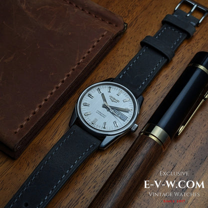 Longines Conquest Automatic 1974 | Vintage Luxury Watch | Serviced