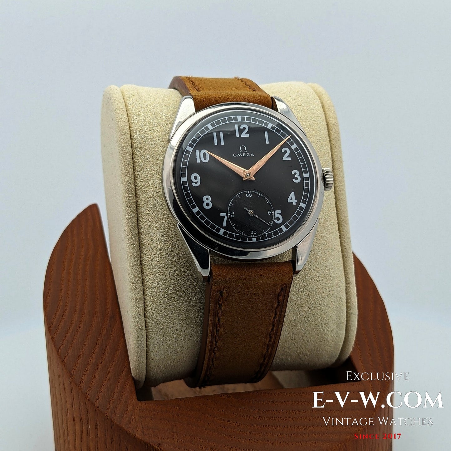 70 Years old Omega Vintage Black Dial | Ref. 2900-1 | Cal 267 (30T2) | Vintage 1956 | Serviced