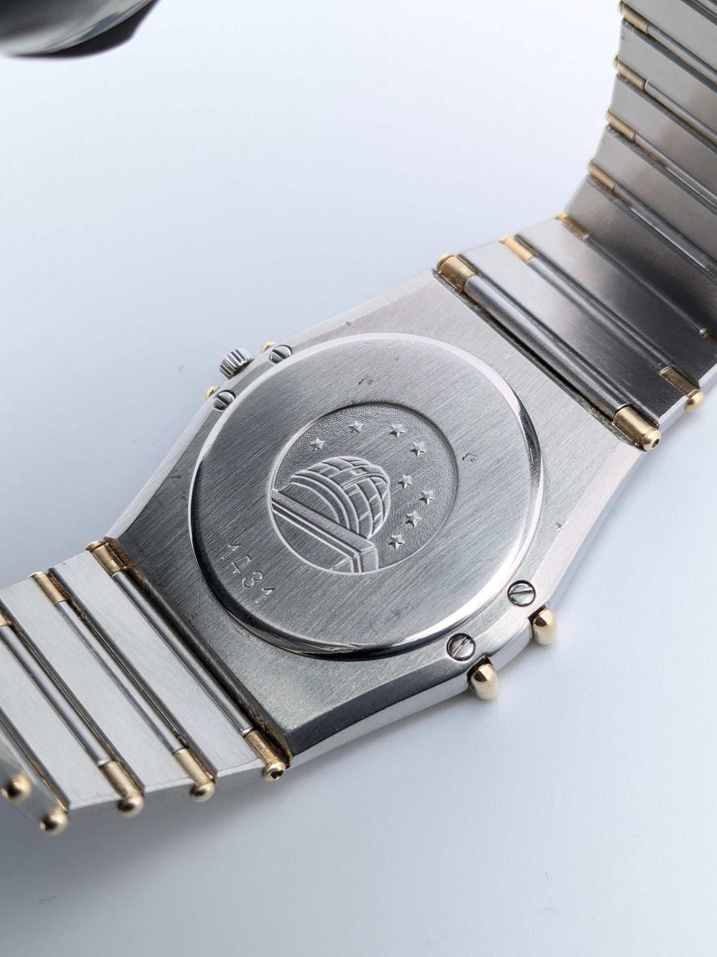 Machen Sie ein Angebot, um dieses Stück vor der offiziellen Veröffentlichung zu kaufen / Omega Constellation Chronometer aus dem Jahr 1982 