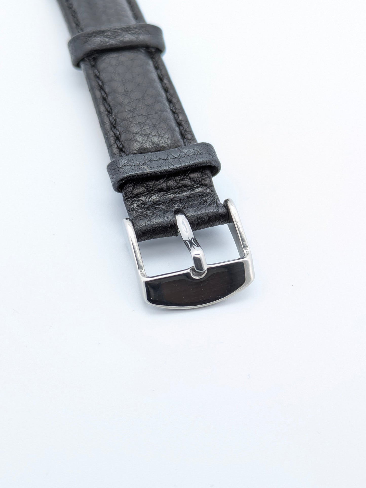 Machen Sie ein Angebot, um dieses Stück vor der offiziellen Veröffentlichung zu kaufen / Omega Scarab – Antik 1935 