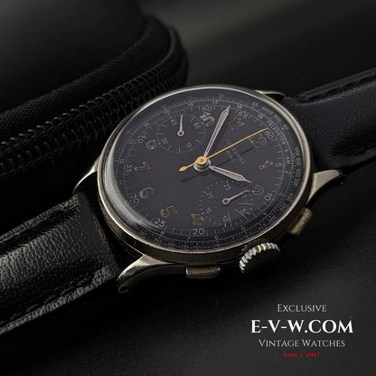 Junghans Rare Chronograph / cal. 88 / Vintage 1940s / Black dial / Fully Serviced