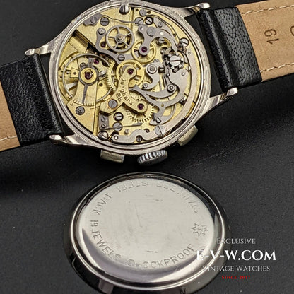 Junghans Rare Chronograph / cal. 88 / Vintage 1940s / Black dial / Fully Serviced