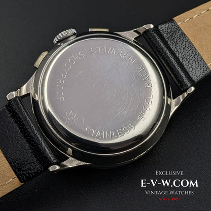 Junghans Rare Chronograph / cal. 88 / Vintage 1940s / Black dial / Fully Serviced