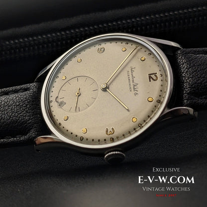 IWC Schaffhausen Cal.83 / Vintage 1946 / Fully Serviced