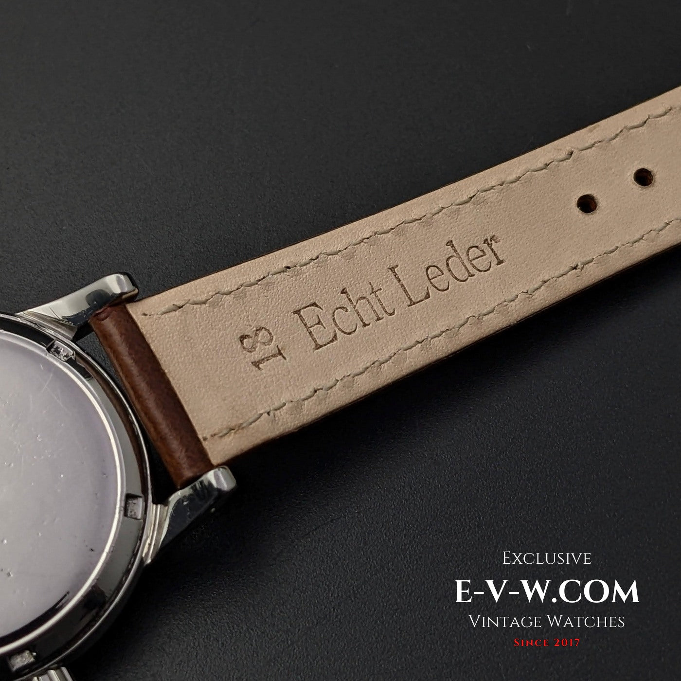 Omega Automatic Bumper ref 2493 8 / Cal 332 / Vintage 1952 / Fully Serviced