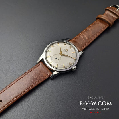 Omega Automatic Bumper ref 2493 8 / Cal 332 / Vintage 1952 / Fully Serviced