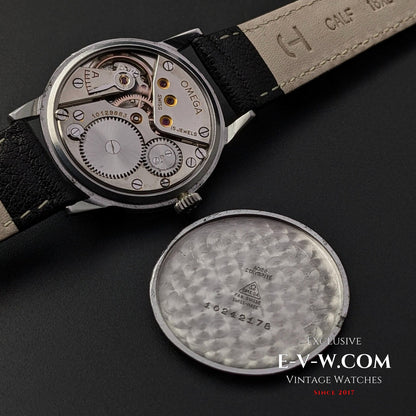 Omega Fab Suisse WWII / Cal 30T2 / Black Dial / Vintage 1944 / Fully Serviced