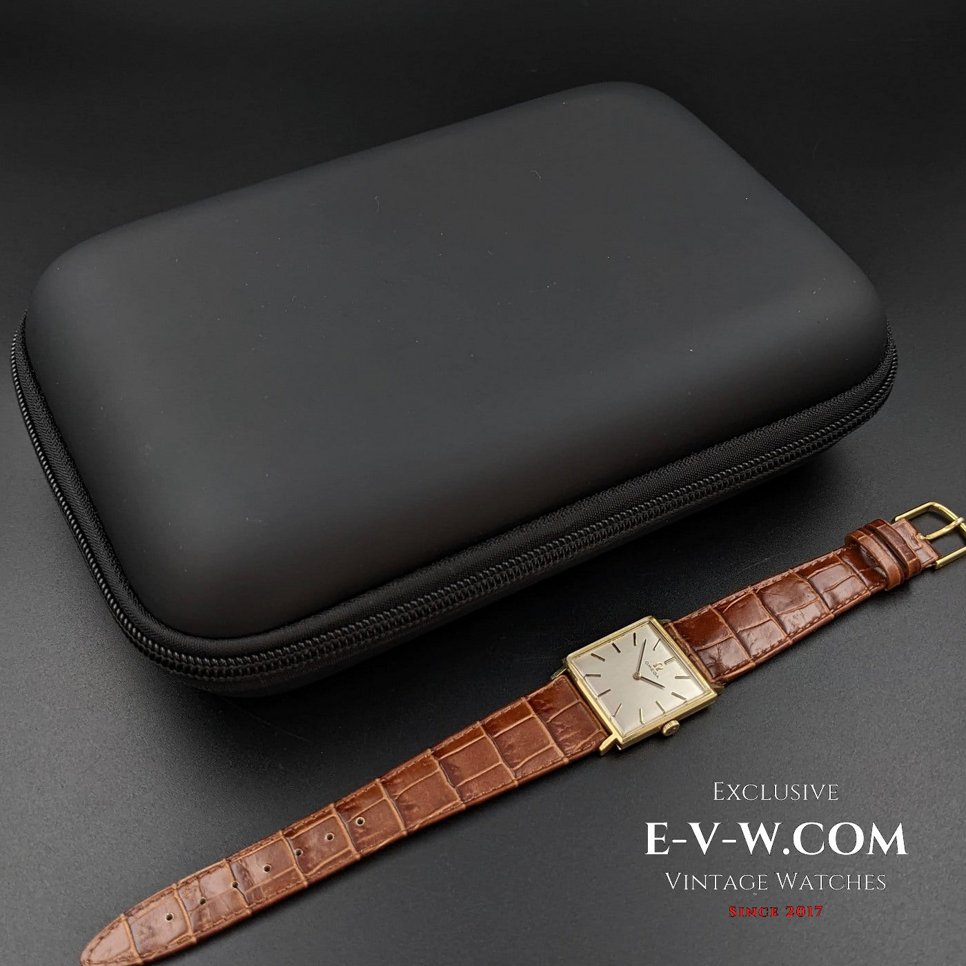 Omega Unique Square / 18 Karat Massivgold / Vintage 1965 / Komplett gewartet