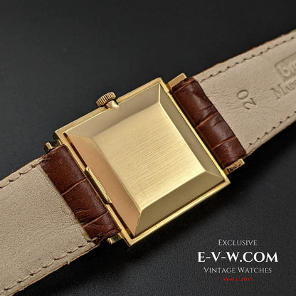 Omega Unique Square / 18 Karat Massivgold / Vintage 1965 / Komplett gewartet