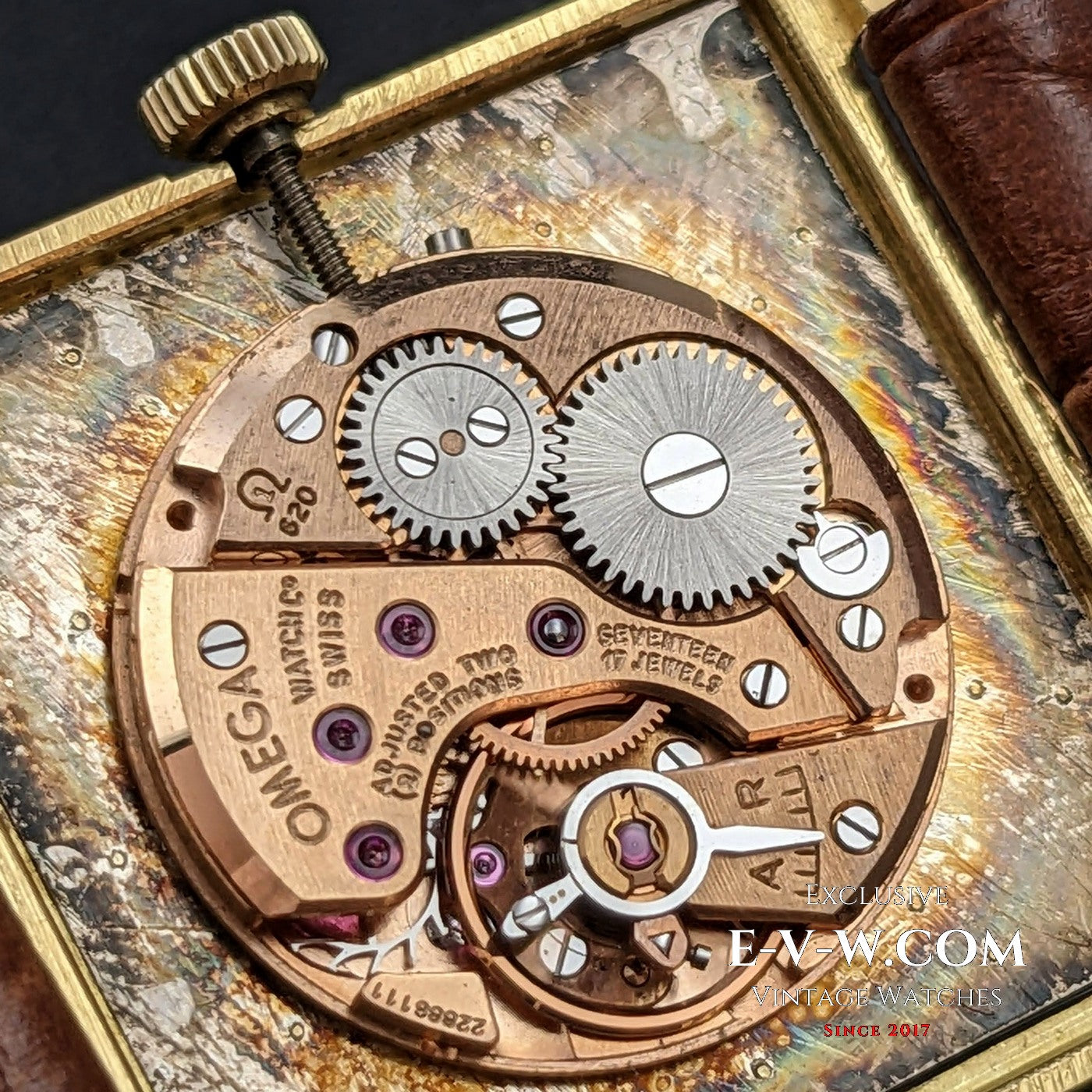 Omega Unique Square / 18 Karat Massivgold / Vintage 1965 / Komplett gewartet