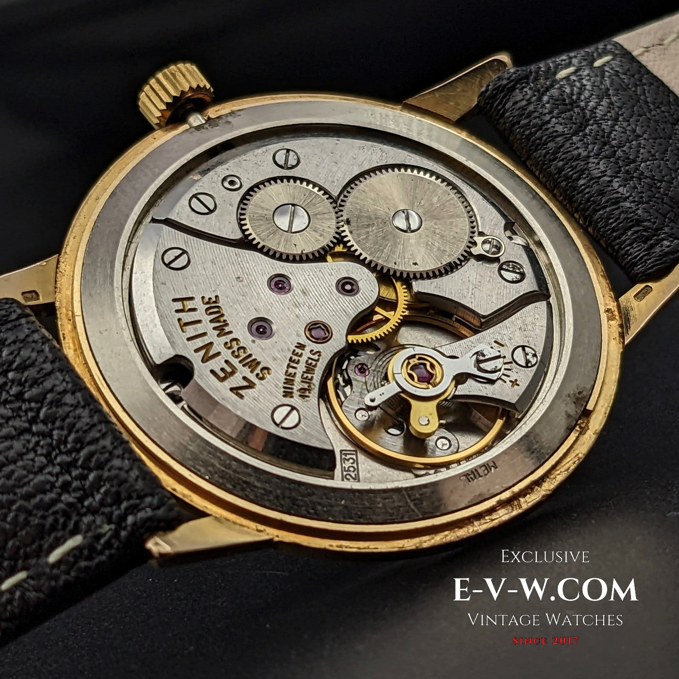 Zenith Unique 18k Sold Gold / Guilloche Dial / Cal 2531 / Vintage 1960s / Fully Serviced