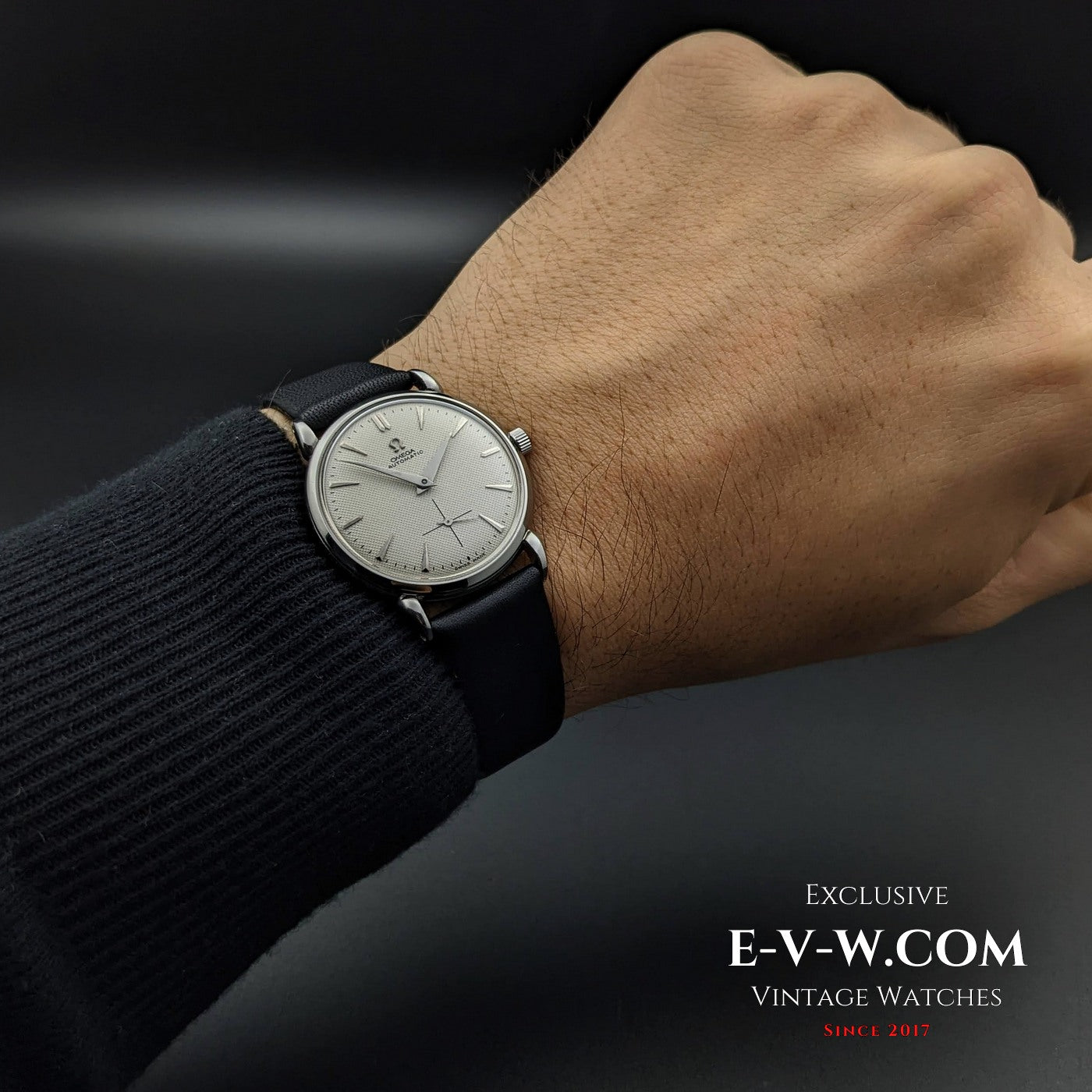 Omega Automatic BUMPER / Honeycomb Dial / Funcy LUGS / cal.344 / Vintage 1947 / Ref 2402-1