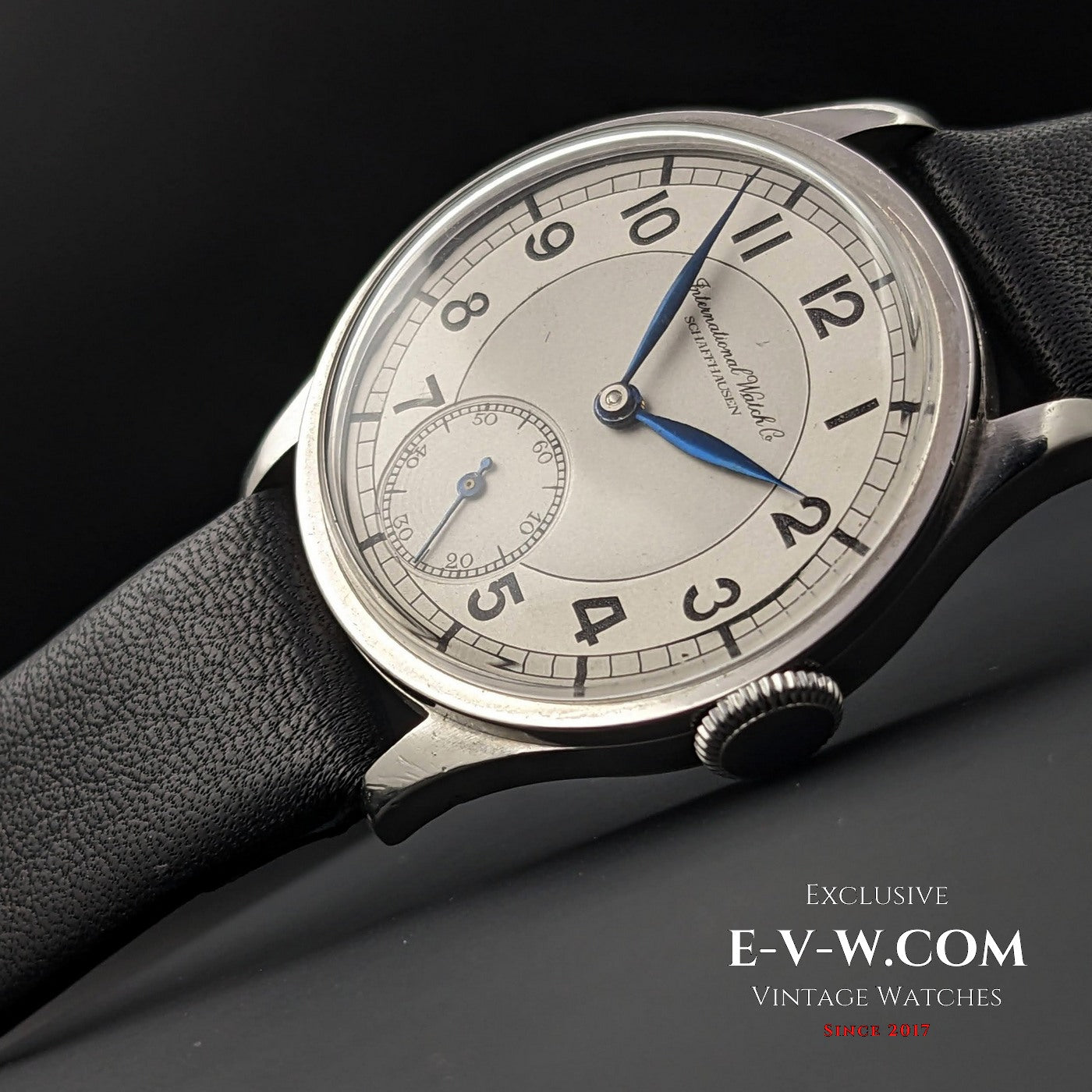 IWC Schaffhausen Art Deco / Two tone dial / Rare cal 83 / Vintage WWII 1938