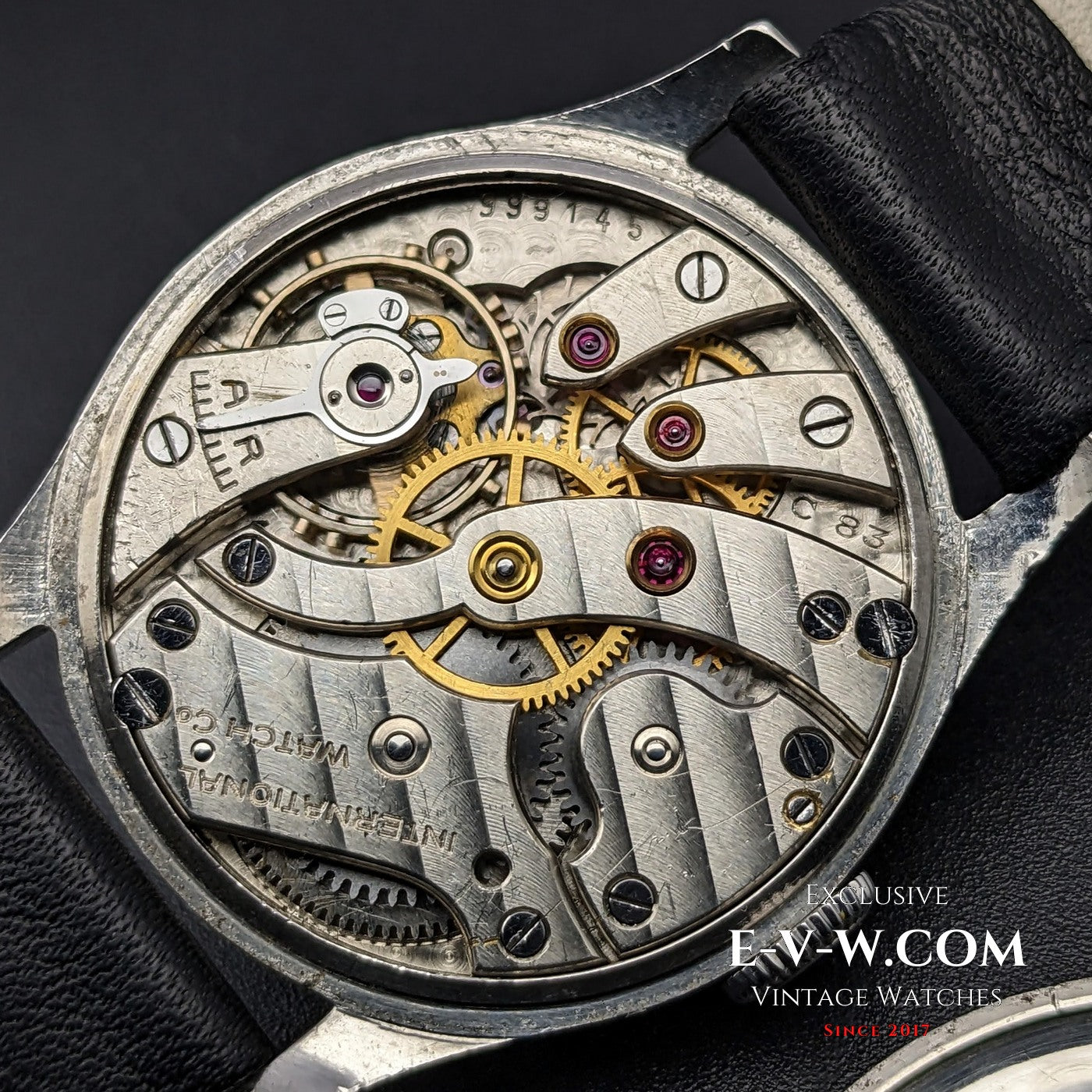 IWC Schaffhausen Art Deco / Two tone dial / Rare cal 83 / Vintage WWII 1938 / Fully Serviced