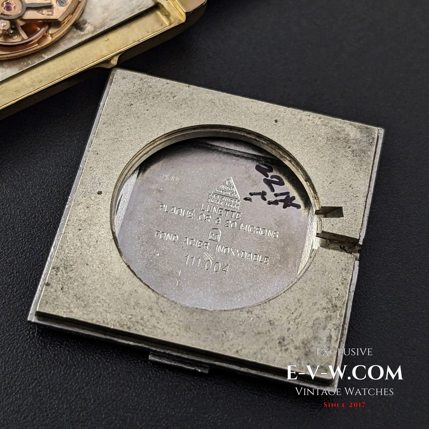 Omega Bordeaux Square Gold Plaque from 1960s / Fully Serviced