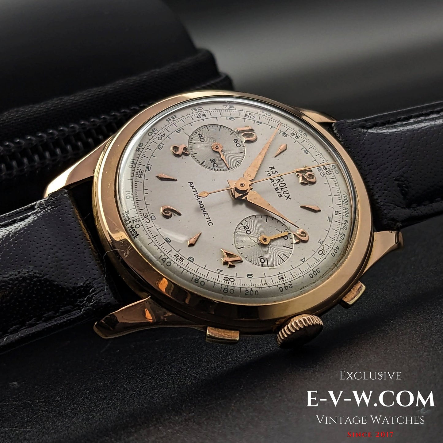 Unique Astrolux Antimagnetic Chronograph 18K 750 solid gold  / Jumbo 38 mm / Rare cal. Valjoux 92 / Vintage 1950s