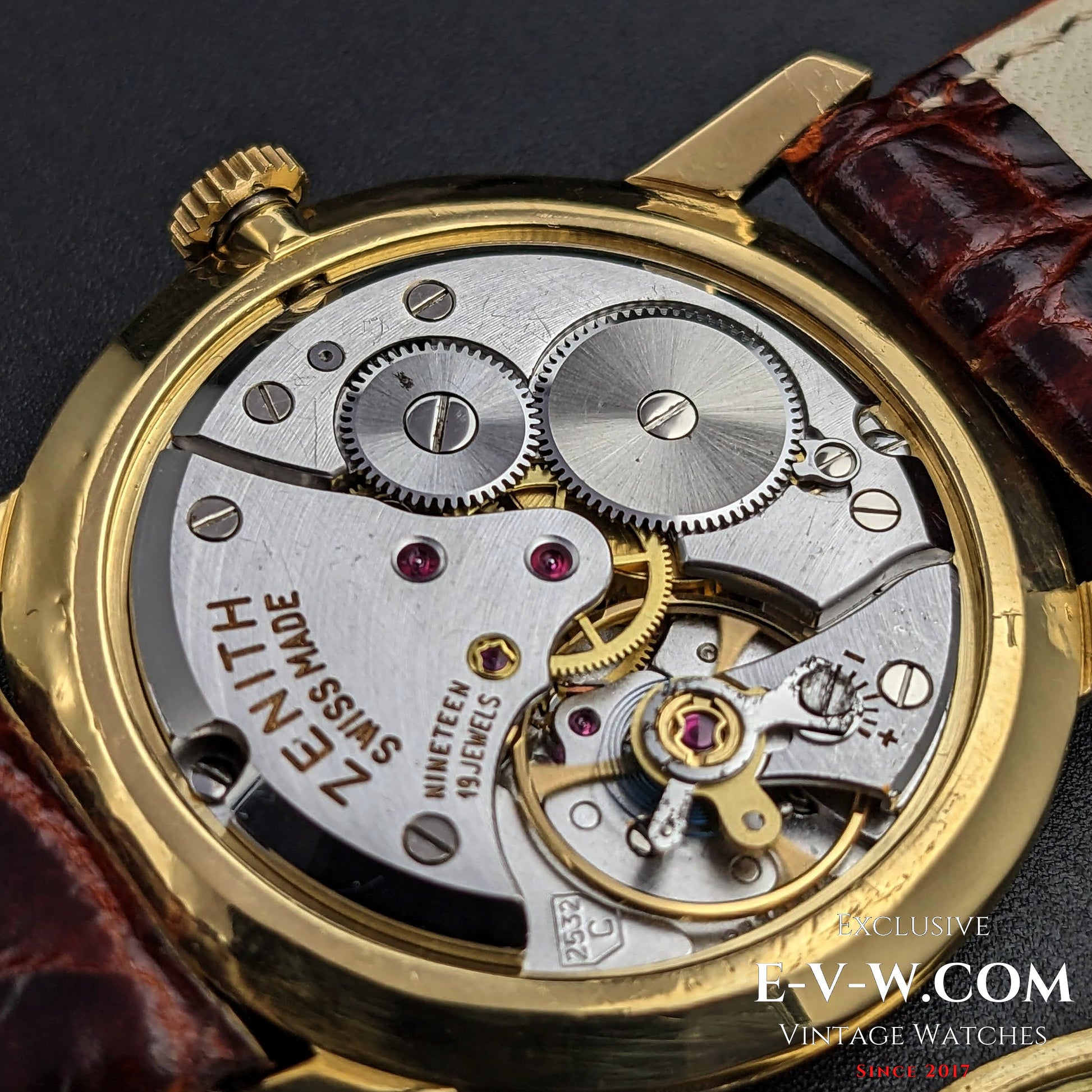 Zenith Sporto 18K Gold / Cal 2532C / Vintage1960 #