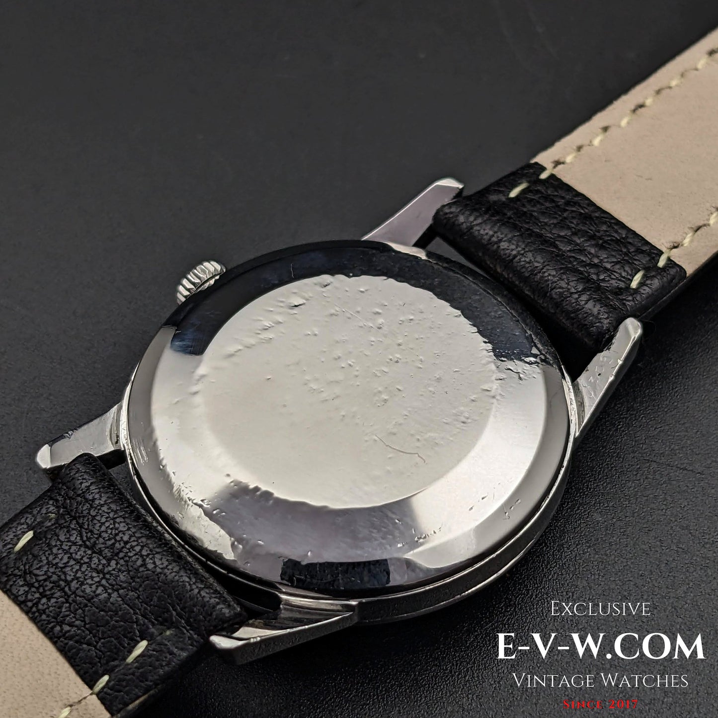 Omega Schwarzes Zifferblatt / Ref. 14714 / Kal. 285 (30T2-Familie) / Vintage 1959