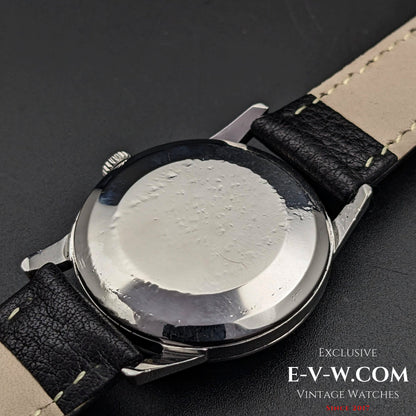 Omega Schwarzes Zifferblatt / Ref. 14714 / Kal. 285 (30T2-Familie) / Vintage 1959