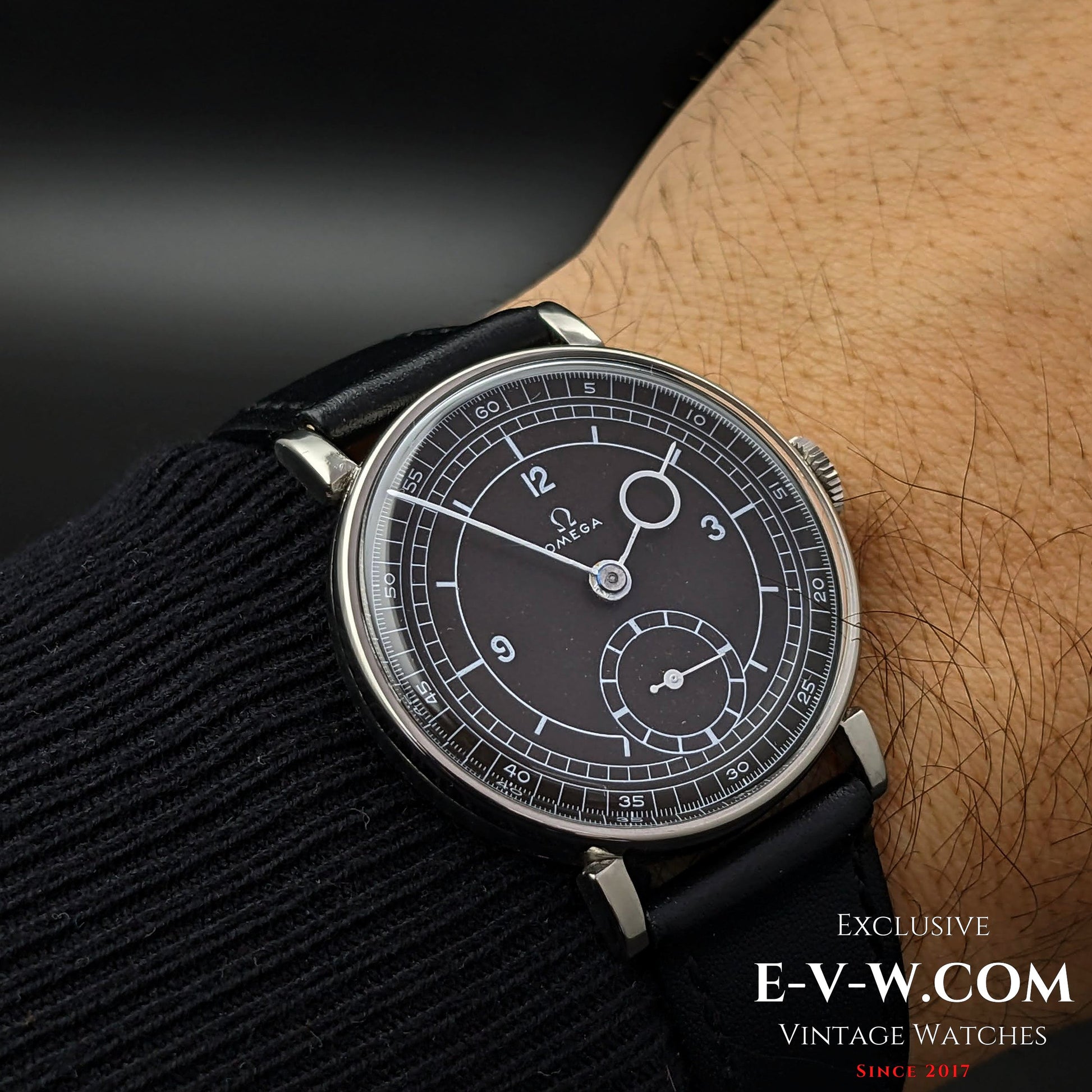 Omega Black Sector Dial /  Pontifex Hands / cal.26.5 / Vintage 1935  