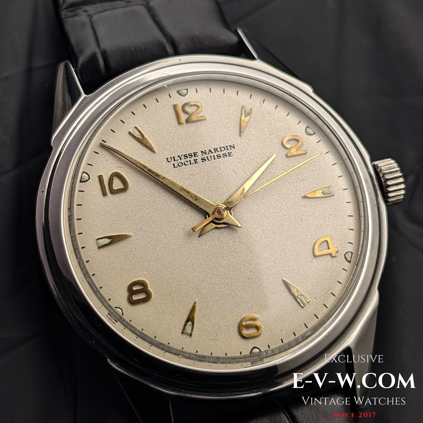 Rare Ulysse Nardin Locle Suisse  WWII  Vintage 1940s