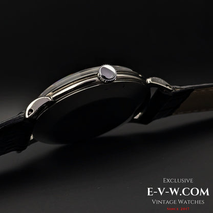 Omega Bull's Eye Dial Automatic Bumper / ref 2398-1 / cal.332 Vintage 1947 